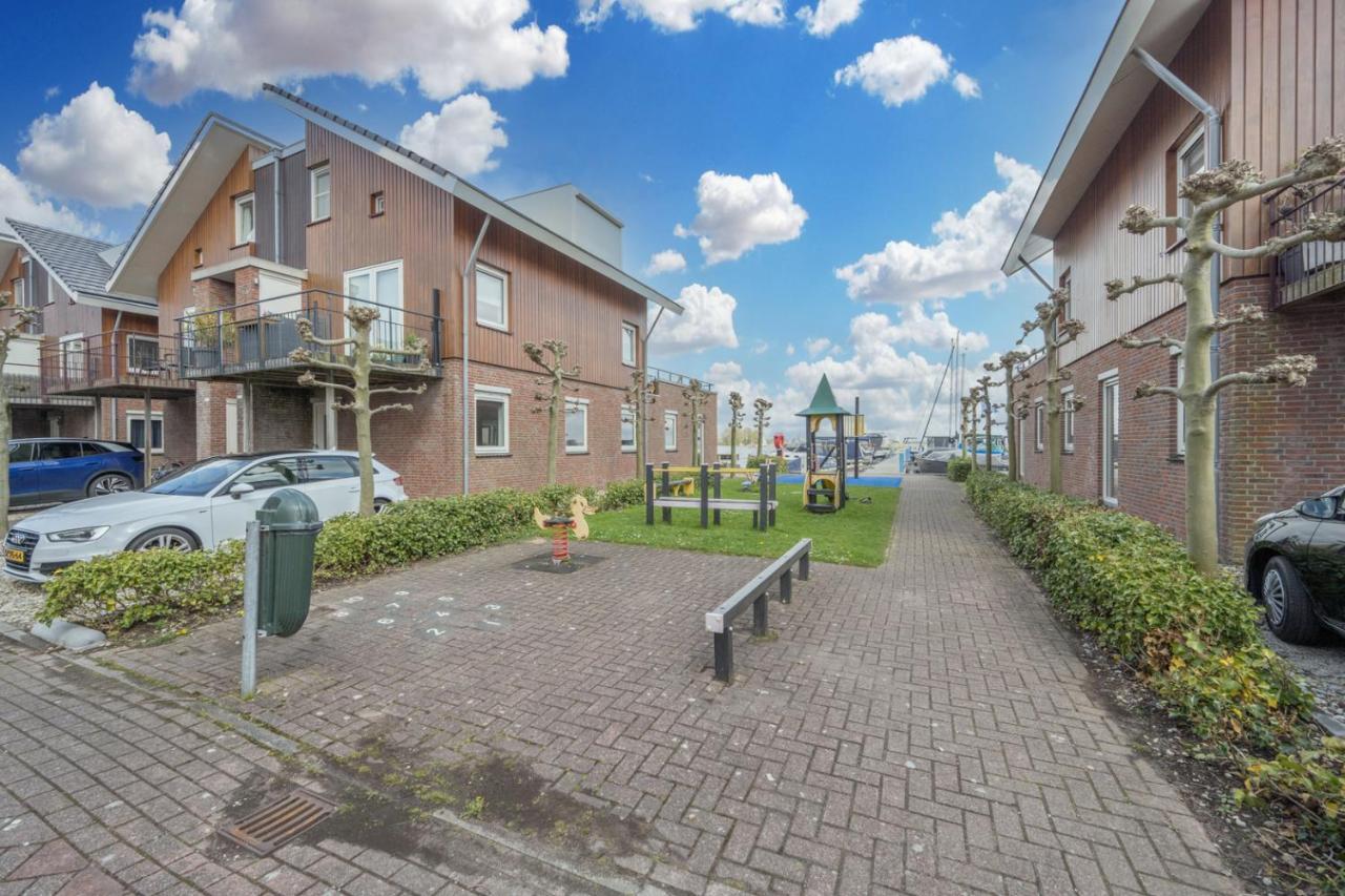 Meerzicht 24 - Luxury Family With Beautiful Side View Apartment Uitgeest